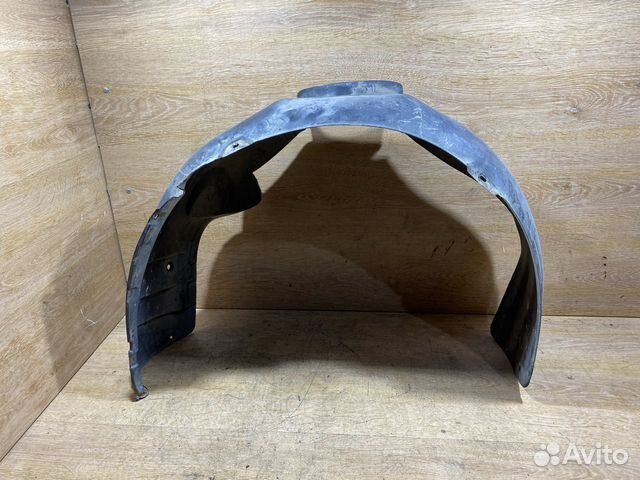 Подкрылок передний левый Seat Ibiza 2 1704181