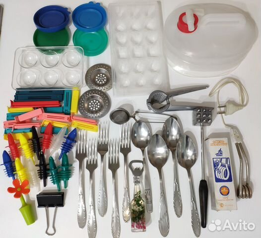 Столовые приборы, кипятильник, ситечко