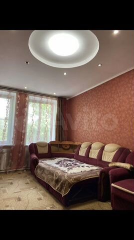 2-к. квартира, 55 м², 1/3 эт.