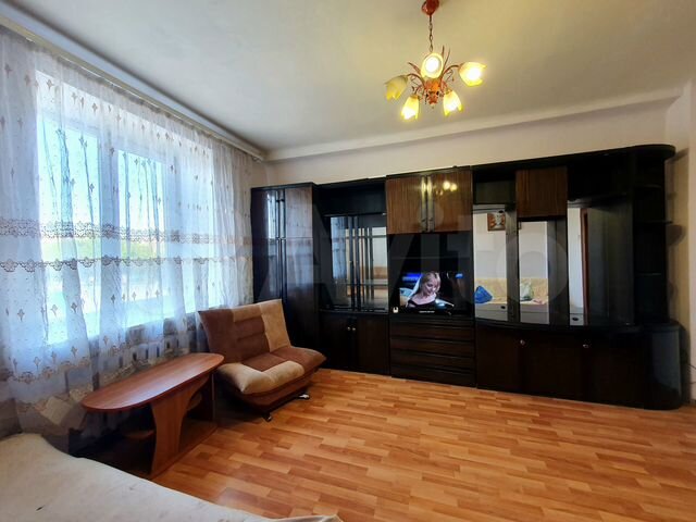 2-к. квартира, 55 м², 3/5 эт.