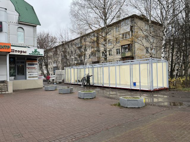 Торговая площадь, 12 м²