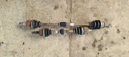 Привод левый hyundai elantra xd полуось элантра