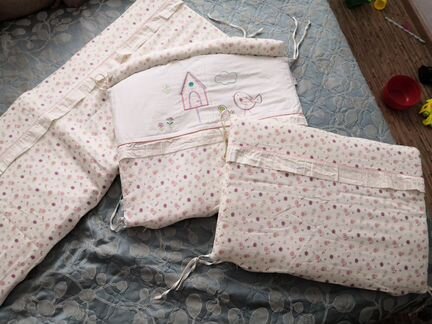 Бортики lappetti в кровать, комплект спальных прин