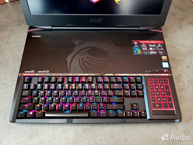 MSI GT83 Titan 18 дюймов с 2-мя видеокартами