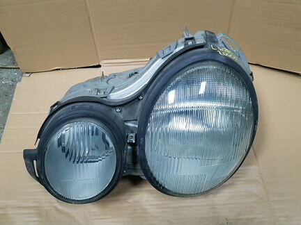 Фара передняя левая Mercedes w210 дорестайл галоге