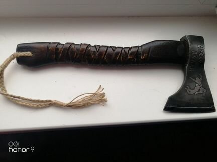 Топор ручной работы