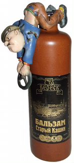 Статуэтка на бутылку и бутылка (керамика)