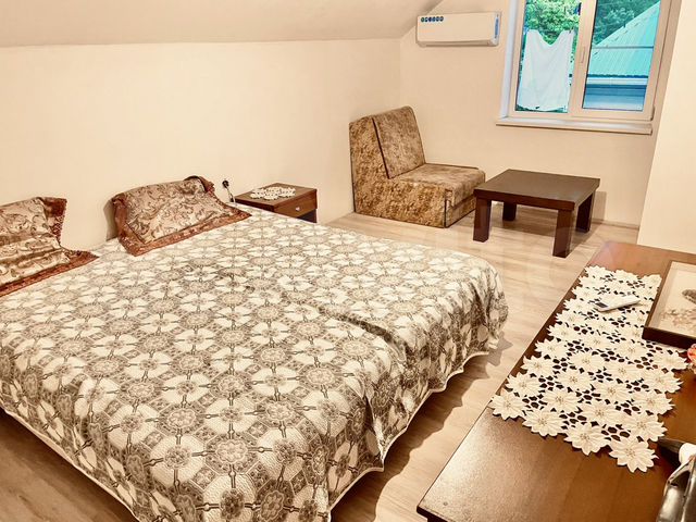 Комната 27 м², 2/2 эт.