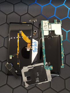 Запчасти Sony XZ3