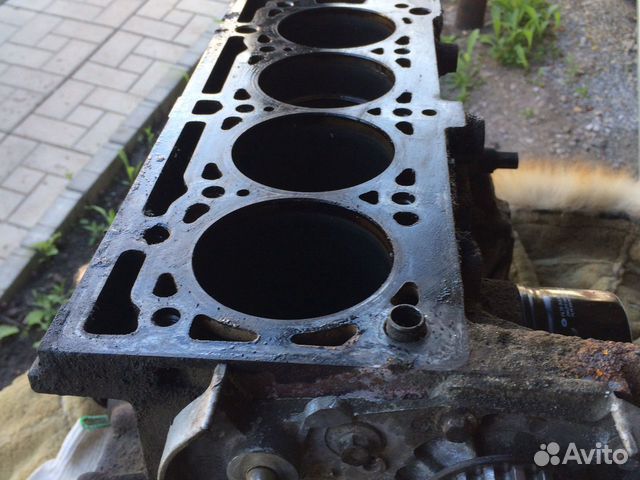 Блок двигателя рено логан 1,4, под ремонт, можно п