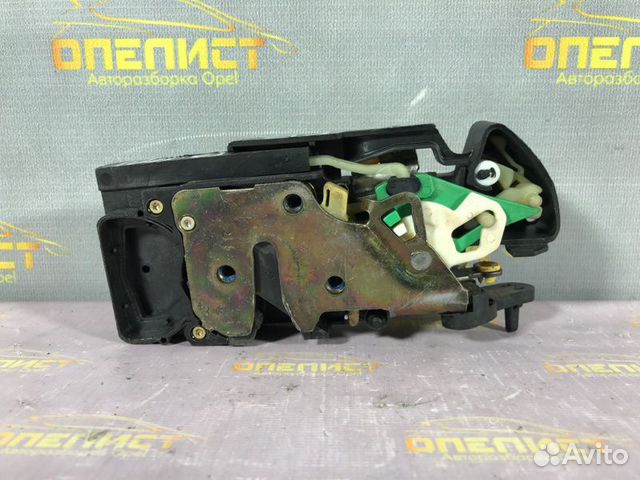 Замок двери задний правый Opel Frontera B