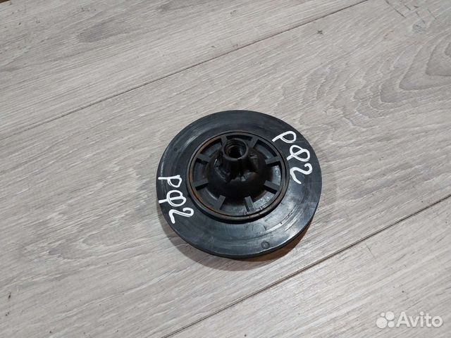 Болт запасного колеса Renault Fluence кронштейн