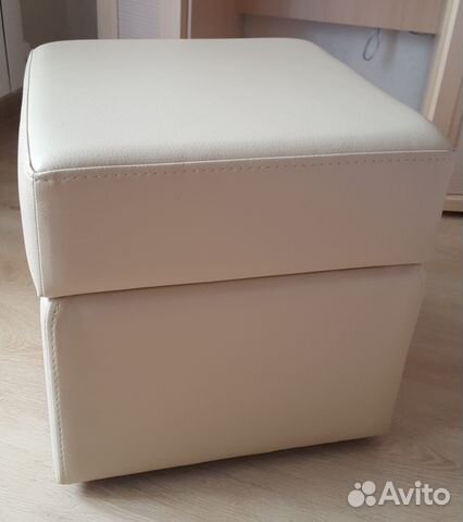 Банкетка молочного цвета новая (Лазурит, Lazurit)