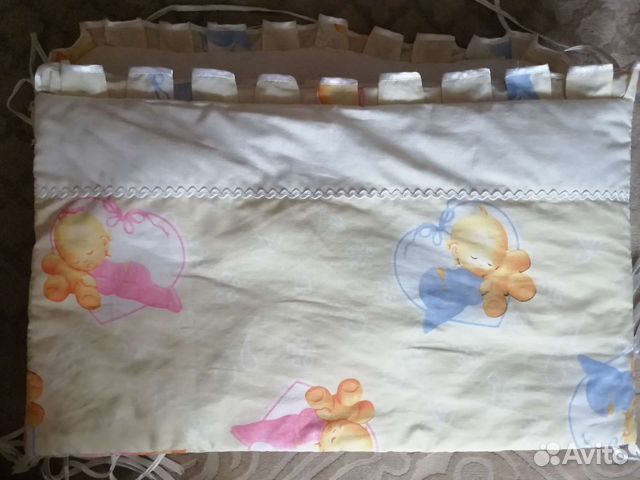 Бортики в кроватку с балдахином