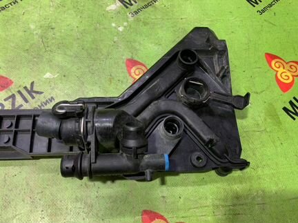 Кронштейн радиатора Bmw X3 E83 2.5L N52B25A 2008