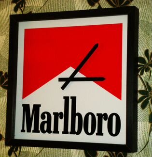 Настенные часы Marlboro 1991год