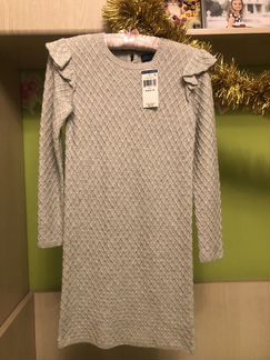 Платье на девочку 140