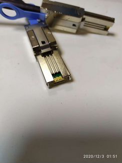 Кабель Mini-SAS