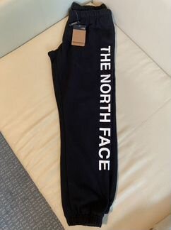 Спортивные штаны новые. The north face