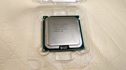 Xeon E5450 Socket LGA775 slbbm E0