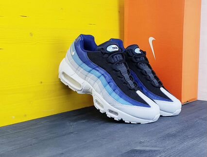 Nike air 95 кроссовки новые мужские