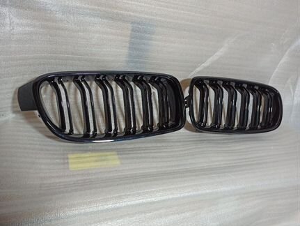 Ноздри бампера BMW F30 комплект