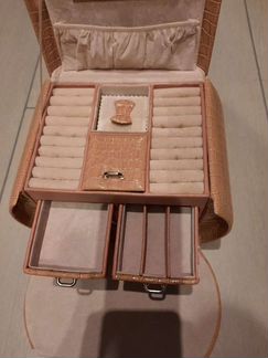 Шкатулка для украшений