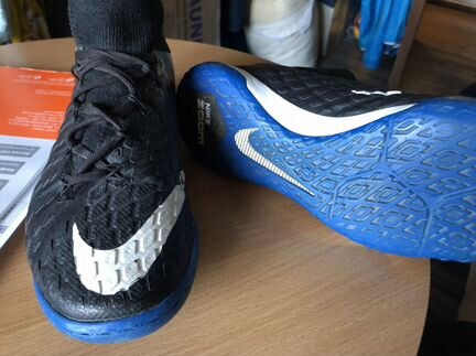 Кроссовки для зала Nike hypervenomx proximo 2 df i