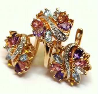 Золотой комплект 585 пробы бриллианты, самоцветы