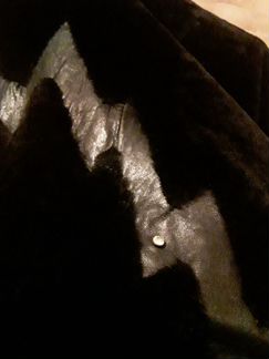 Шуба мутоновая воротник песец