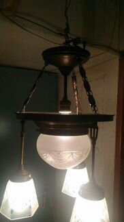 Старинная люстра