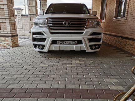 Бампер Gladiator Land Cruiser 200