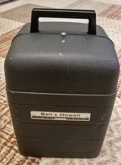 Кинопроектор Bell & Howell 8 мм Mdl 256,винтаж США