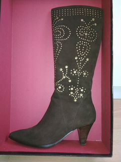 Зимние замшевые сапоги Alla Pugachova, р. 35