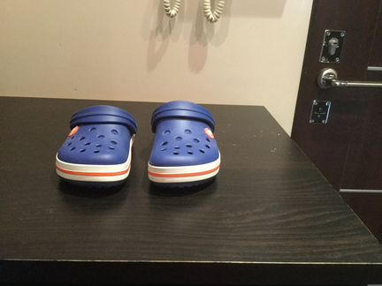 Продам детские сандалии Crocs