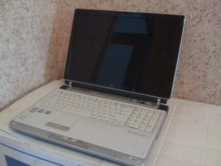 Ноутбук Fujitsu N6010