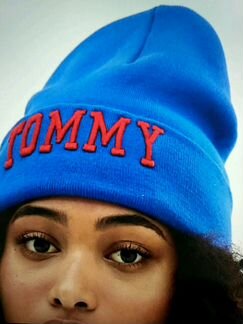 Шапка-бини с вышитым логотипом Tommy Jeans