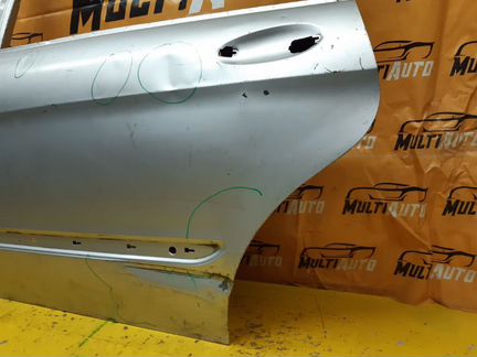 Дверь задняя левая Mercedes R-Classe W251