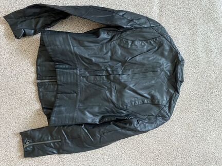 Киданная куртка Armany