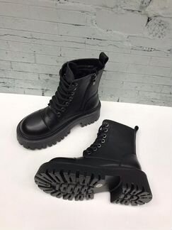 Ботинки женские Balenciaga