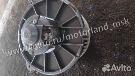 Двигатель отопителя (моторчик печки) Toyota Land C