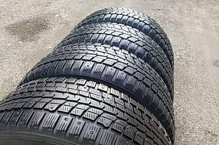 225/65/17, Dunlop, комплект, шипы
