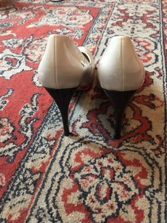 Туфли на каблуке