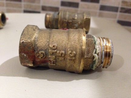 Краны на стояки