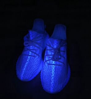 Adidas Yeezy Boost 350 v2 Cream White