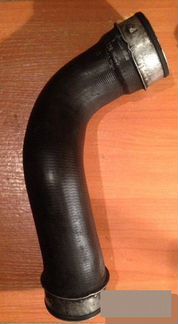 Патрубок Mercedes-Benz