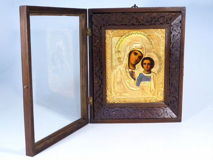 Икона Божией Матери «Казанская». Золочение. Киот