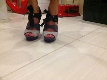 Босоножки новые