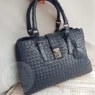 Женская кожаная сумка Bottega Veneta Roma Large