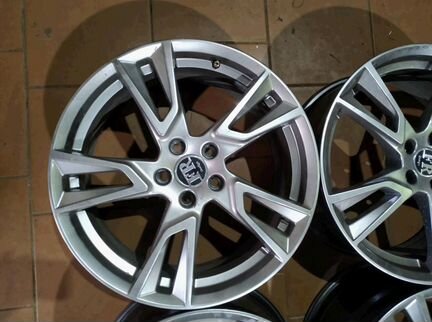 Диски бу литые R18 LU на Ford Jaguar Volvo